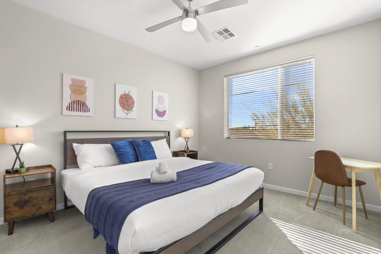 Paradise Cozysuites Under The Palms With Jacuzzi 18 Phoenix Bagian luar foto